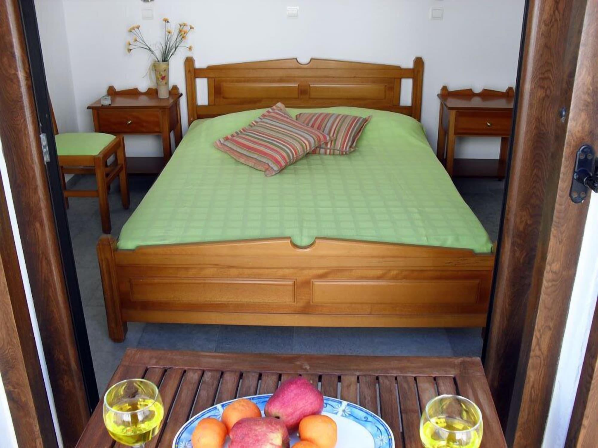 Fikas Hotel Naxos City Exterior foto