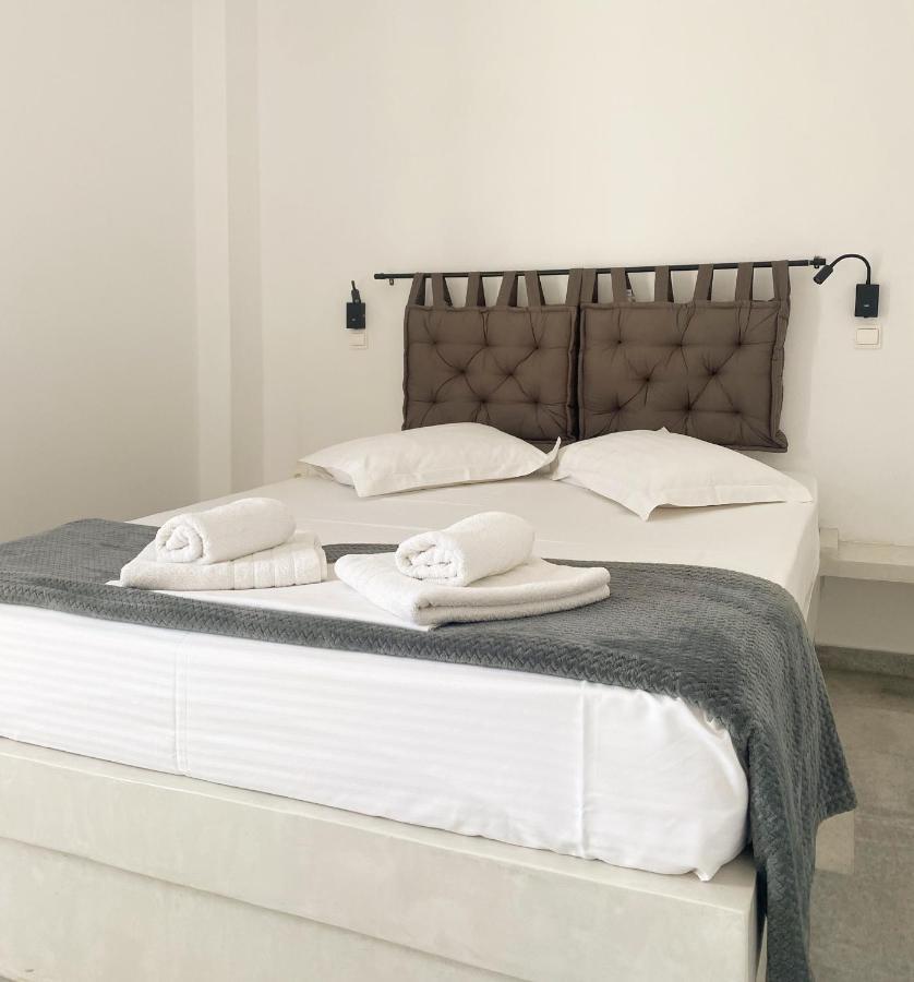 Fikas Hotel Naxos City Exterior foto